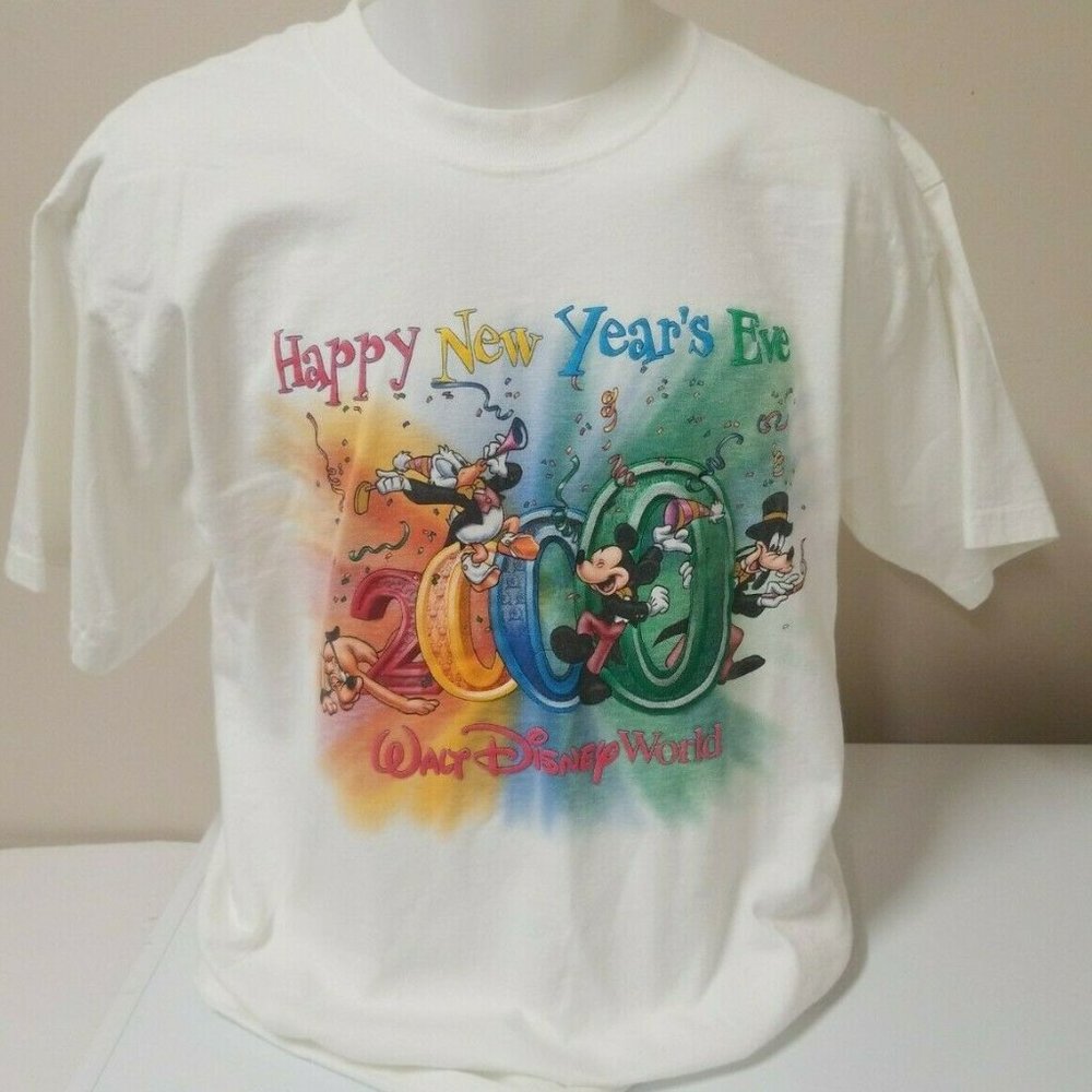 VTG Disney World 2000 Millenium Red T-Shirt Adult